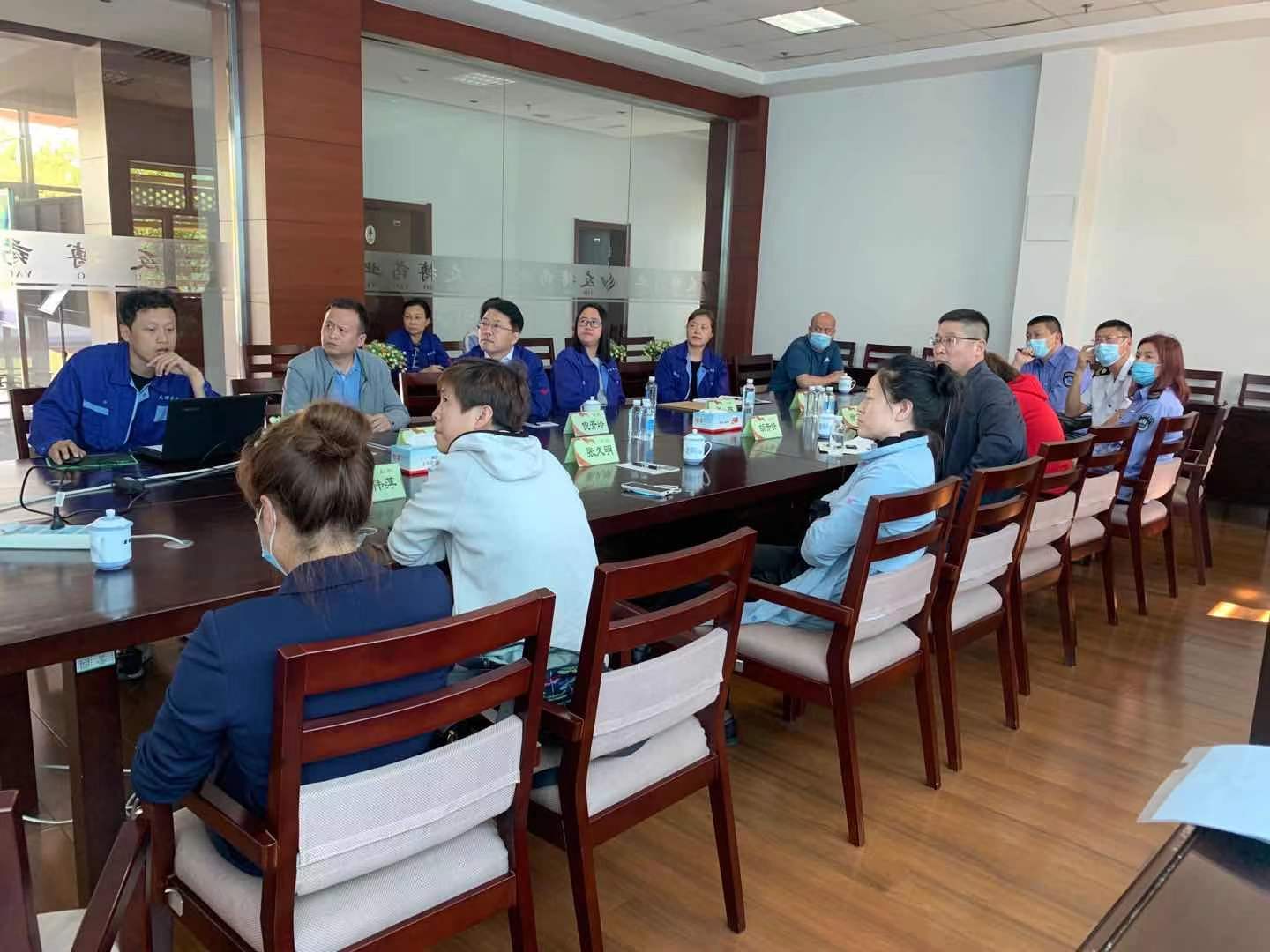 黑龍江省衛(wèi)健委科教處處長張久明帶隊走訪友搏藥業(yè)